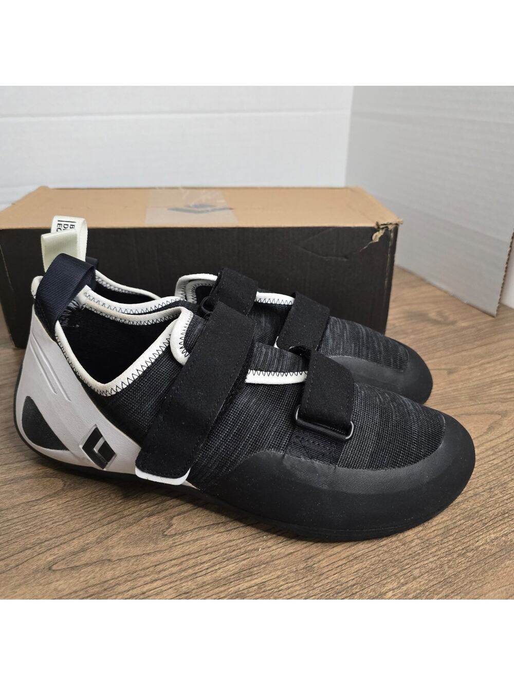 Black Diamond rock climbing shoes size 11 Mens, NEW